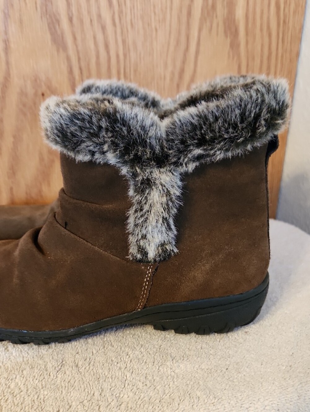 Khombu Brown Faux-Fur Cuff Suede Ankle Boots - Picture 10 of 11
